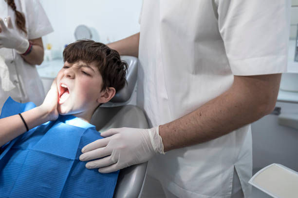 Best Walk-In Emergency Dentist in Mequon, WI
